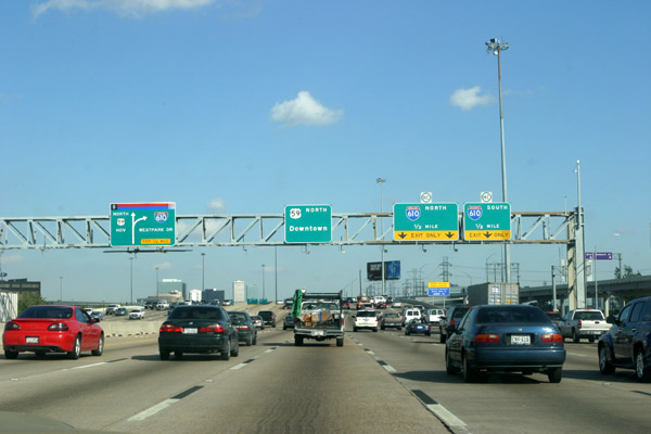 13 - Entering Houston
